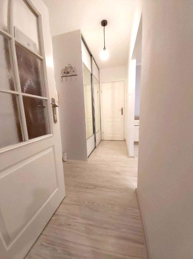 Appartement Dworcowa Przy Basenie à Olsztyn  Extérieur photo